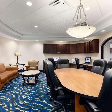 Hampton Inn ווטרטאון מראה חיצוני תמונה