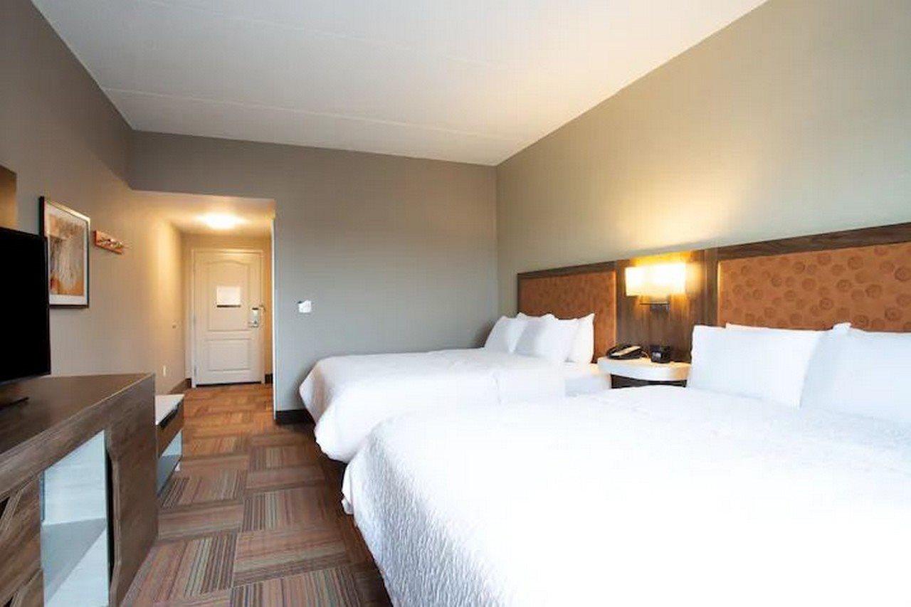 Hampton Inn ווטרטאון מראה חיצוני תמונה